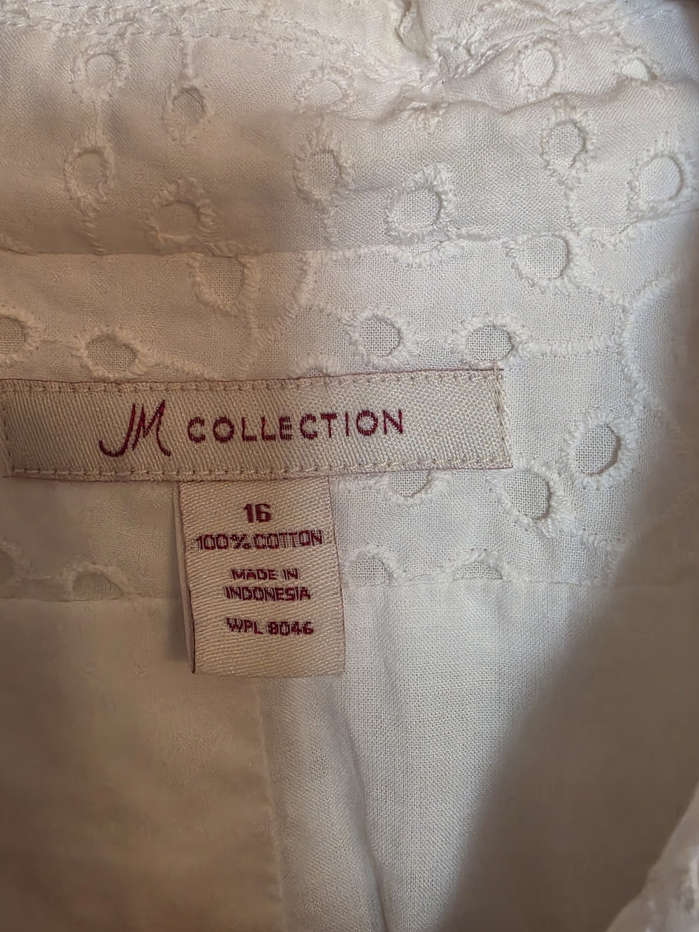 JM Collection White Eyelet Button-Front Jacket Blouse - Picture 2 of 4